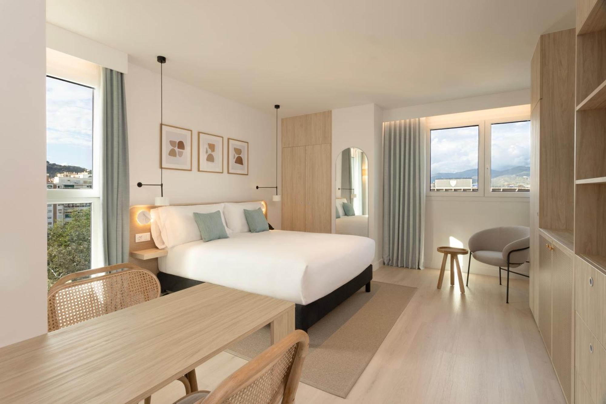 Staybridge Suites & Apartments Malaga By Ihg Exteriör bild
